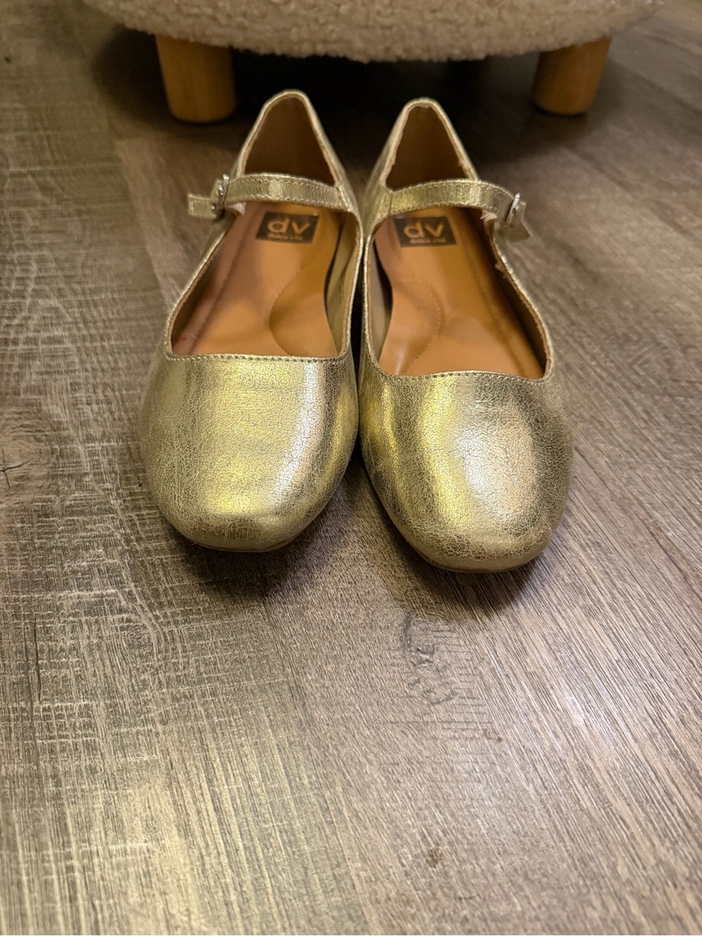 Dolce Vita Mackee Gold Metallic Mary Jane Ballet Flats Size 8 EUC